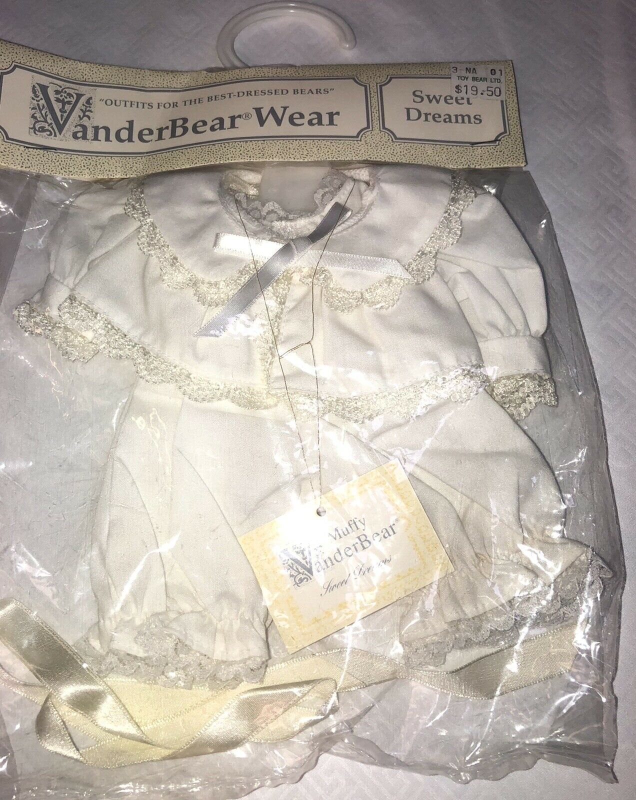 Muffy Bear Vanderbear Wear Sweet Dreams Outfit Retired Nos 1991